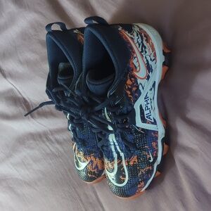 Nike Football Cleats Sz 3.5Y